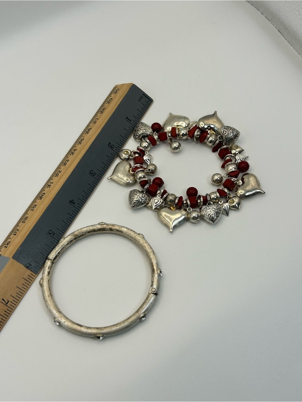 Vintage Bracelets Qty 2 Red & Silver Tone Beads & Charms Stretch Hinged Bangle - Picture 12 of 13